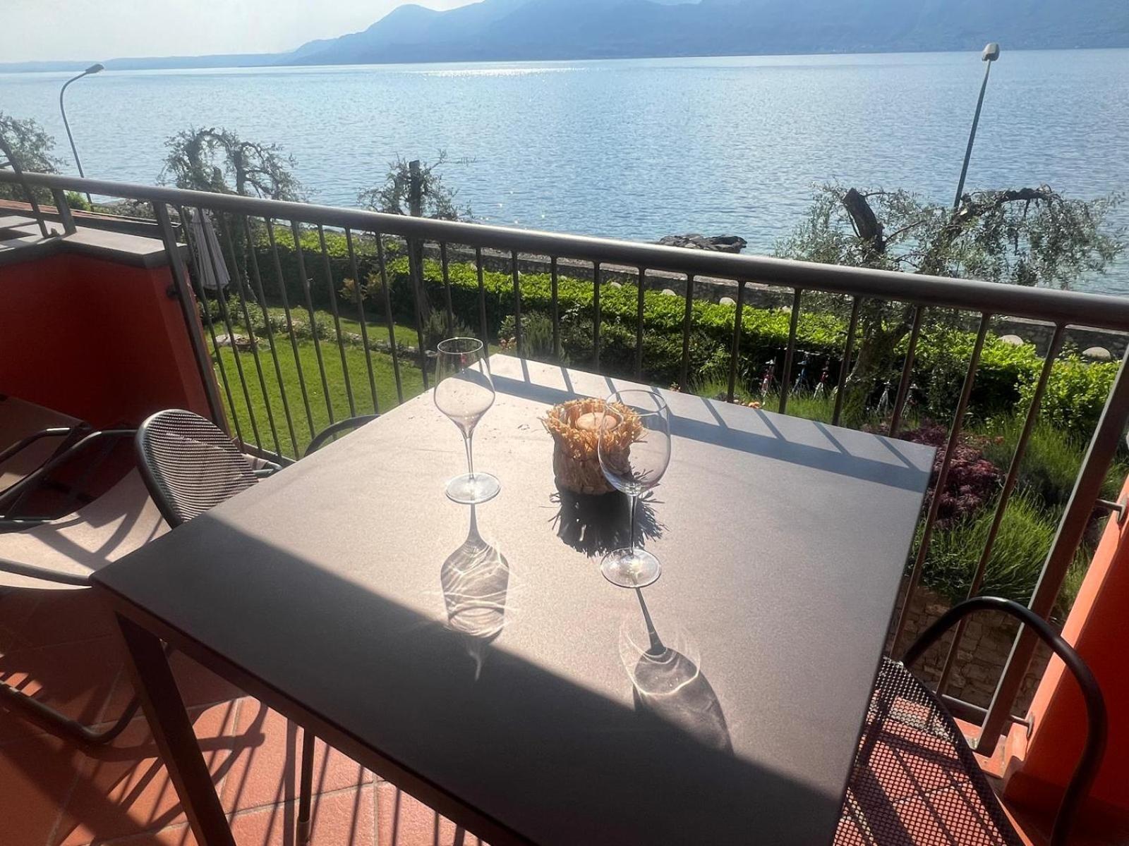 Residence Villa Al Lido Brenzone sul Garda Exterior foto